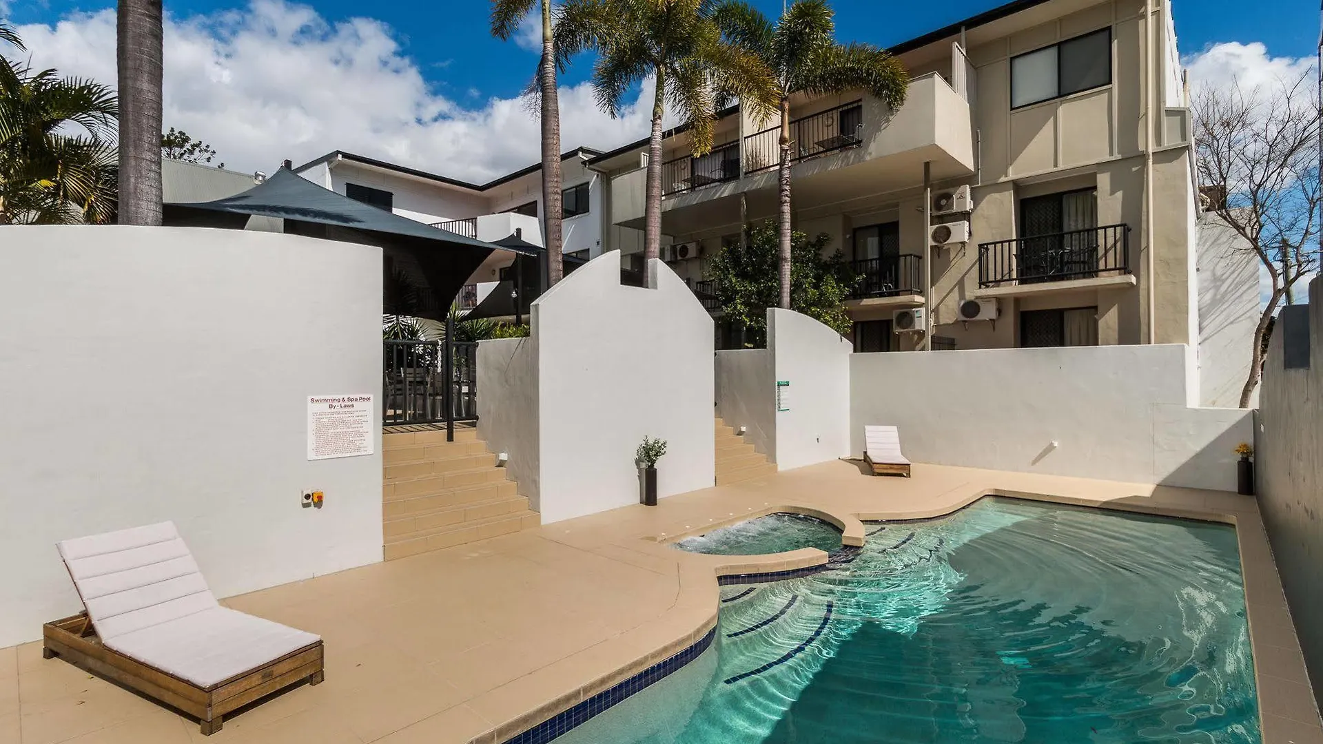 Parkview Apartments Brisbane Aparthotel